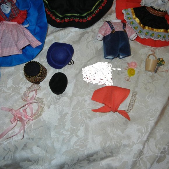 8" Wendy Madame Alexander doll Clothes dresses Hats replacement or… - Picture 4 of 4